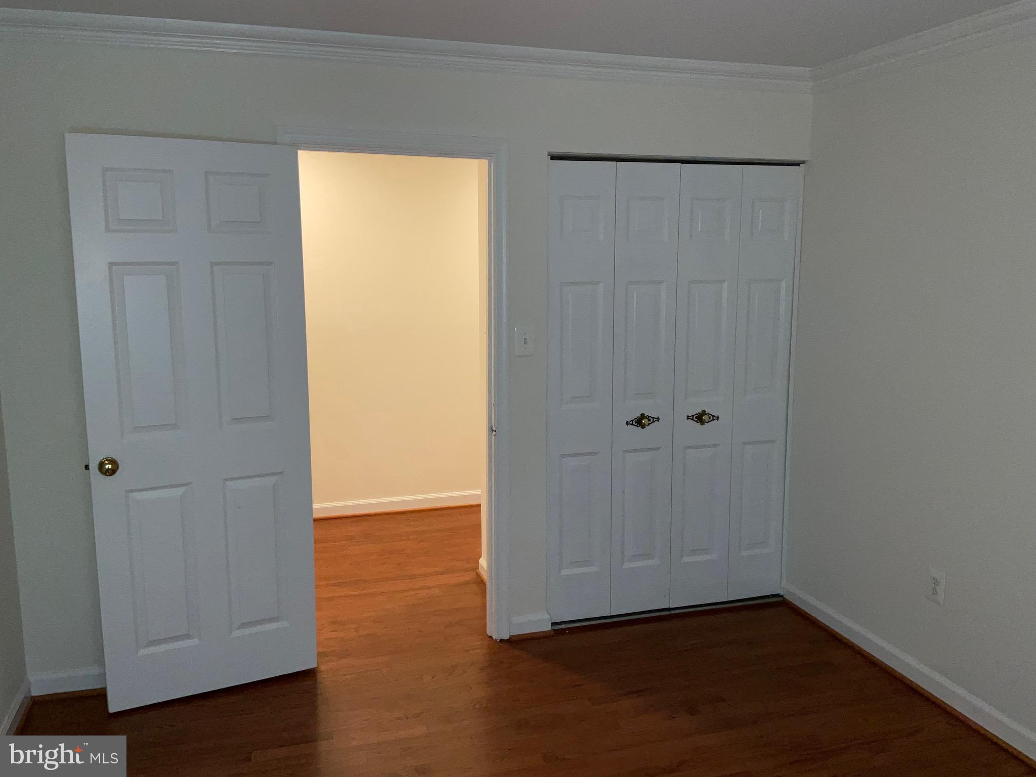 OLD GEORGETOWN VILLAGE - Residential Lease