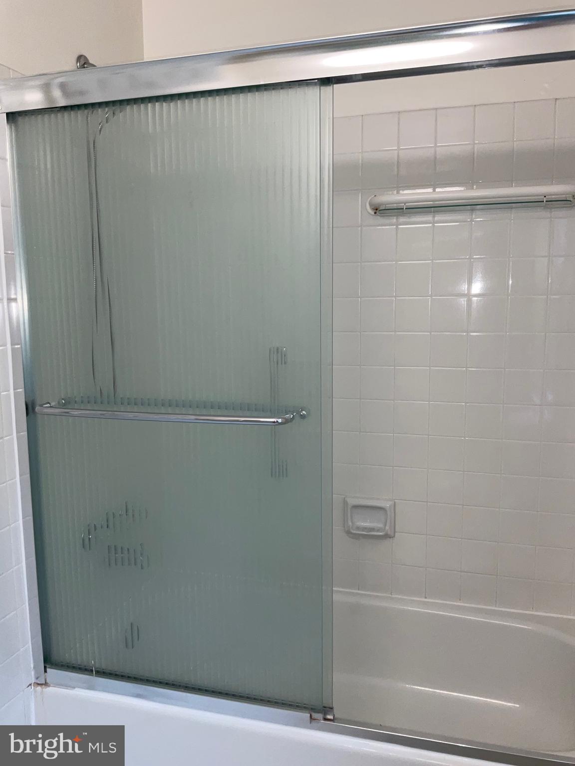 OLD GEORGETOWN VILLAGE - Residential Lease