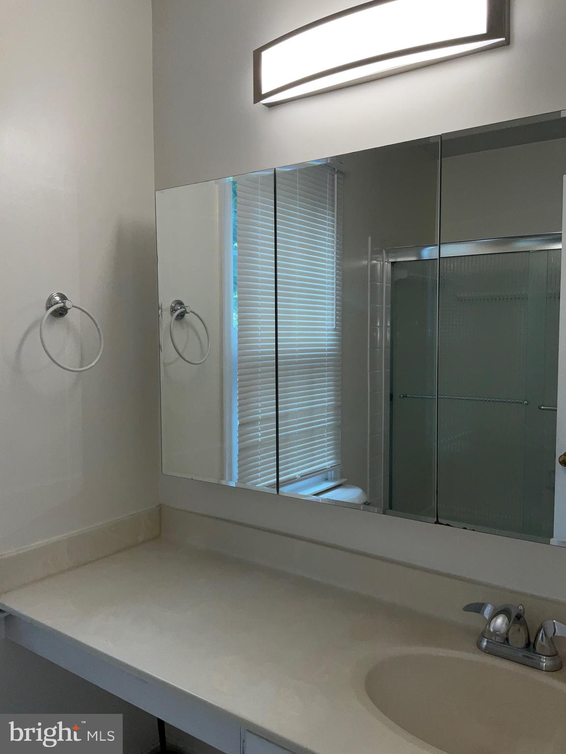 OLD GEORGETOWN VILLAGE - Residential Lease