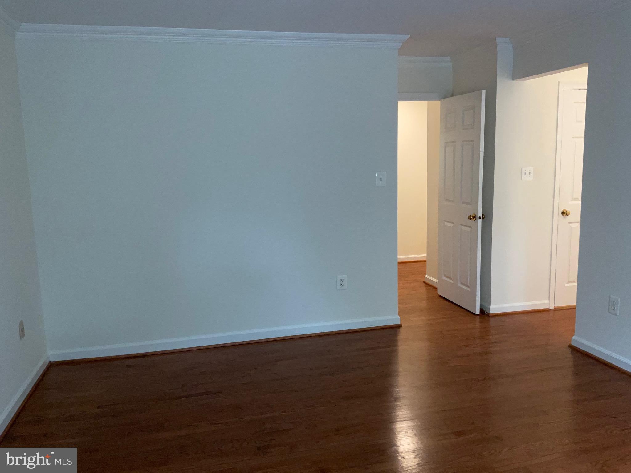 OLD GEORGETOWN VILLAGE - Residential Lease