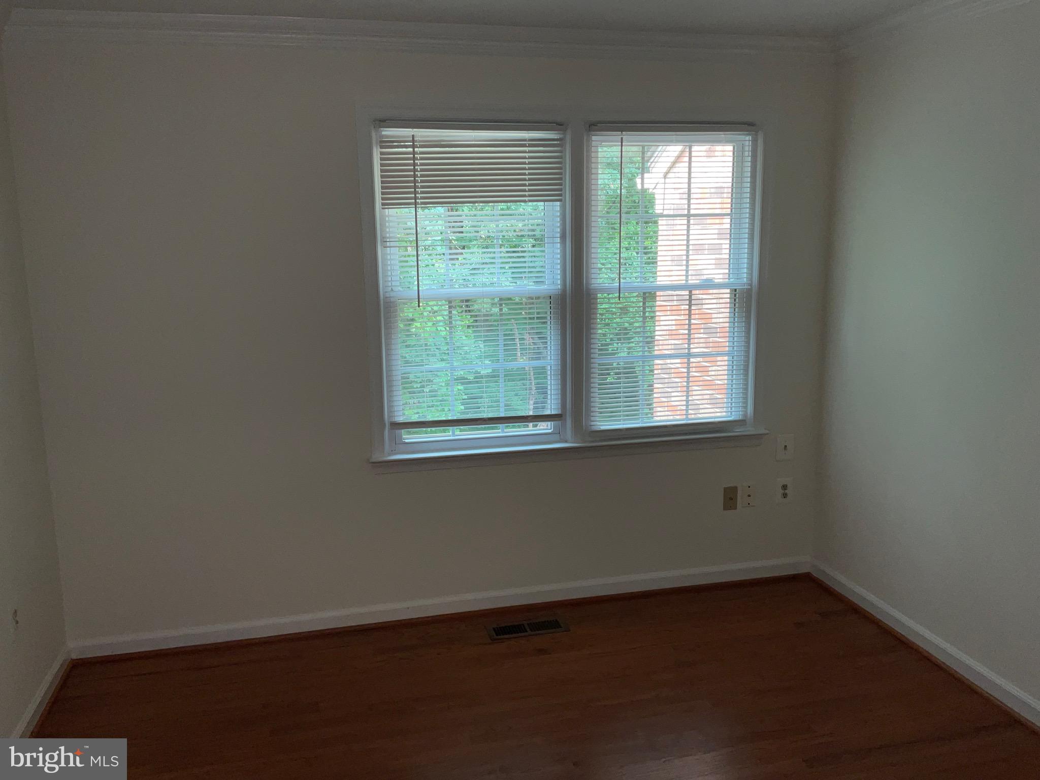 OLD GEORGETOWN VILLAGE - Residential Lease