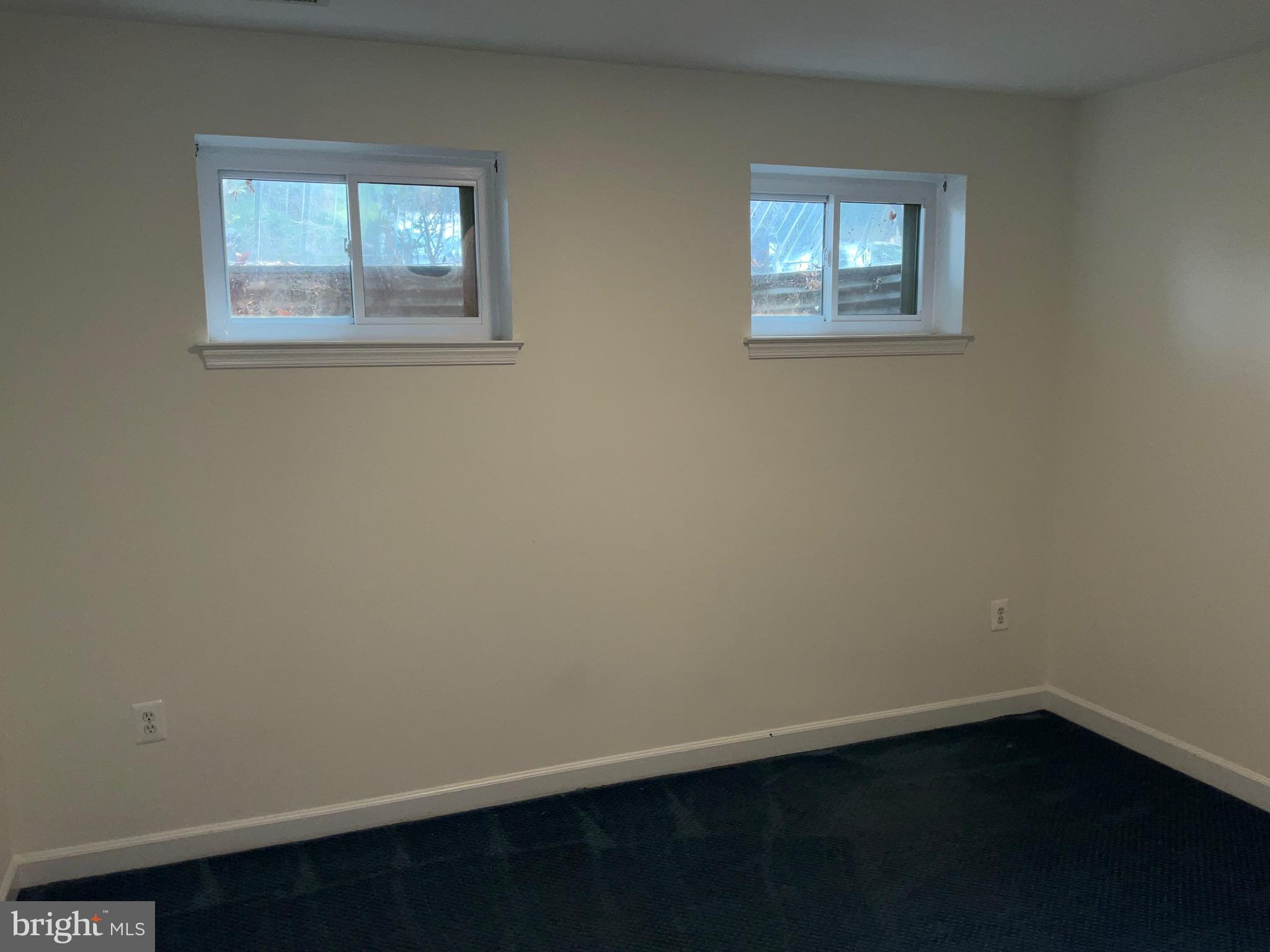 OLD GEORGETOWN VILLAGE - Residential Lease