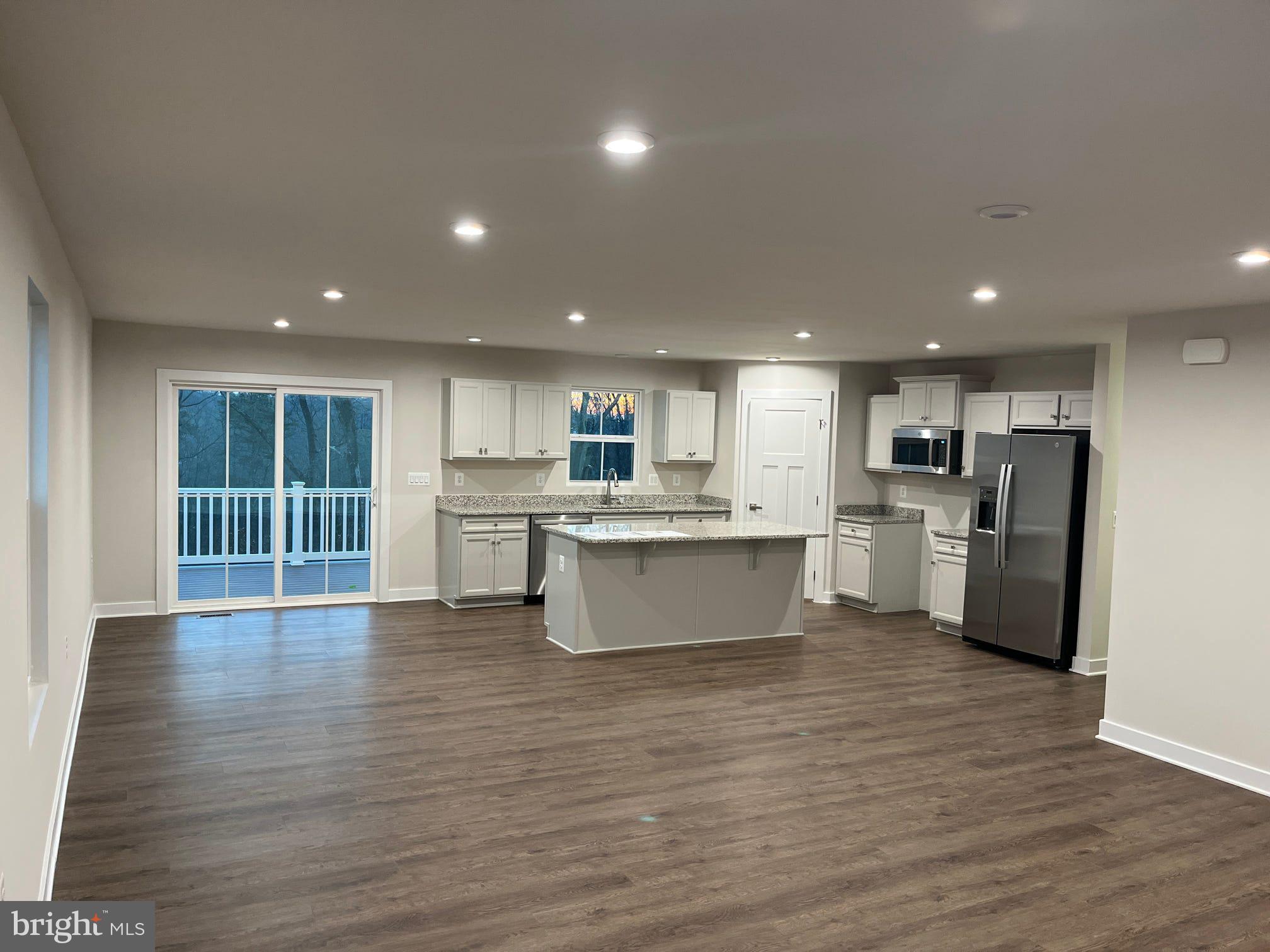 SOUTH BROOK - Residential