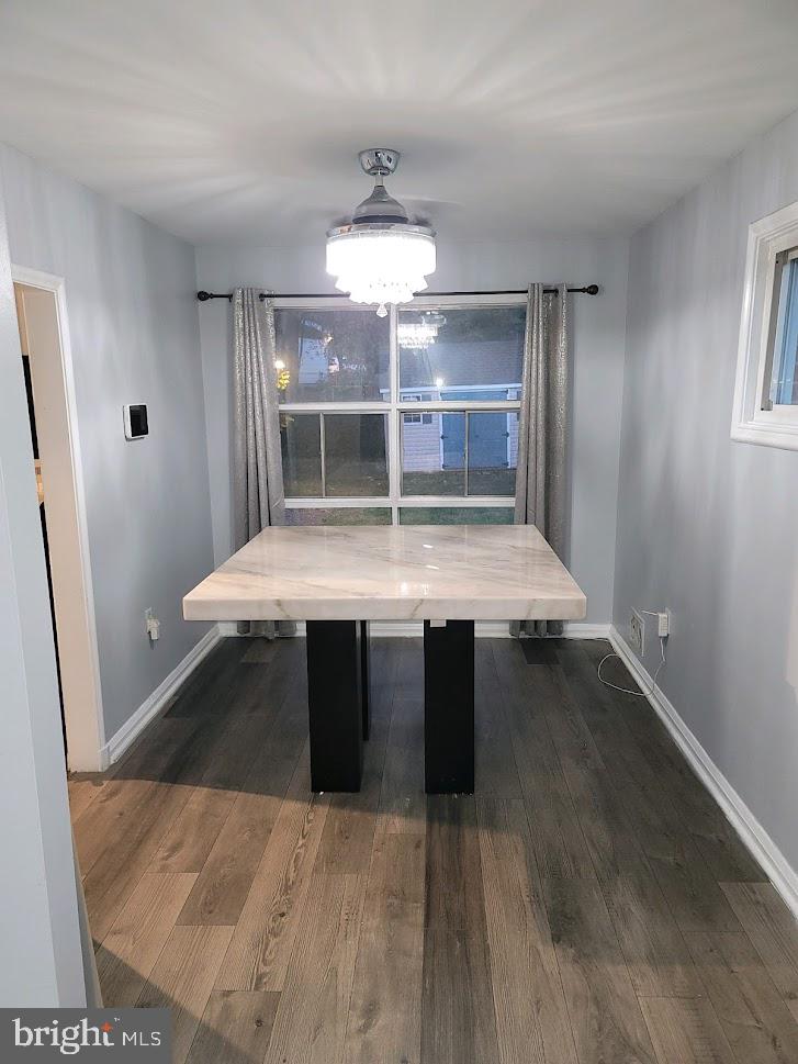 WILLIAMSBURG - Residential