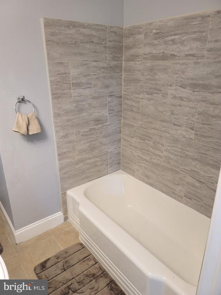 WILLIAMSBURG - Residential