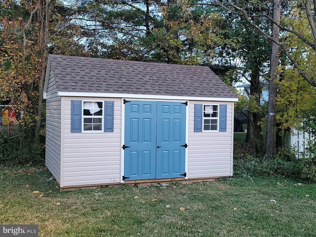 WILLIAMSBURG - Residential