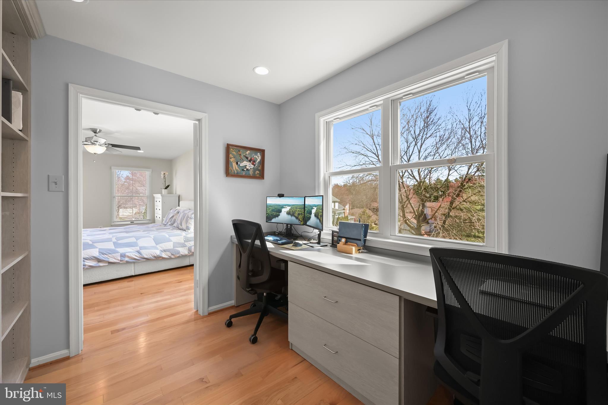 BURLEIGH MANOR - Residential