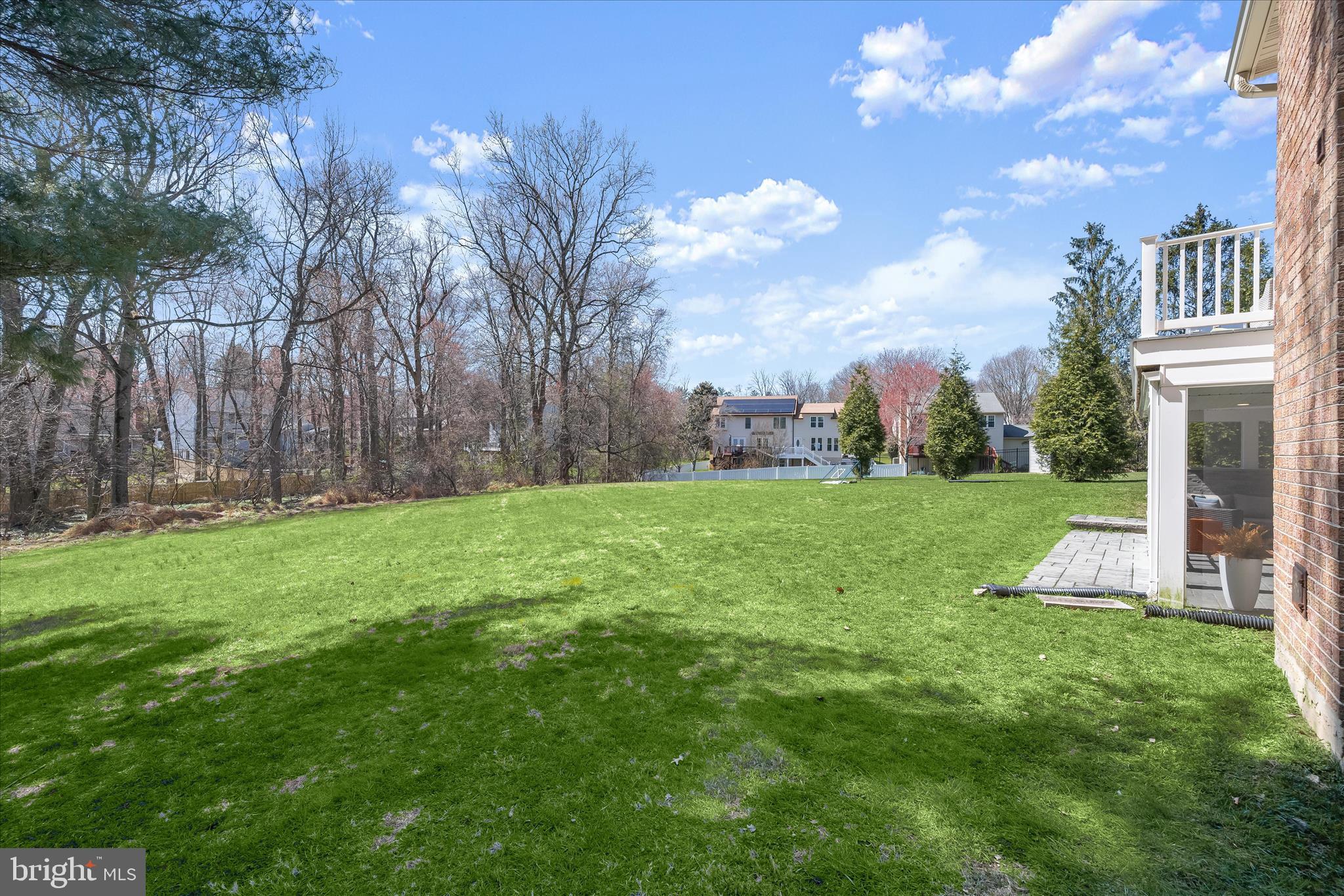 BURLEIGH MANOR - Residential