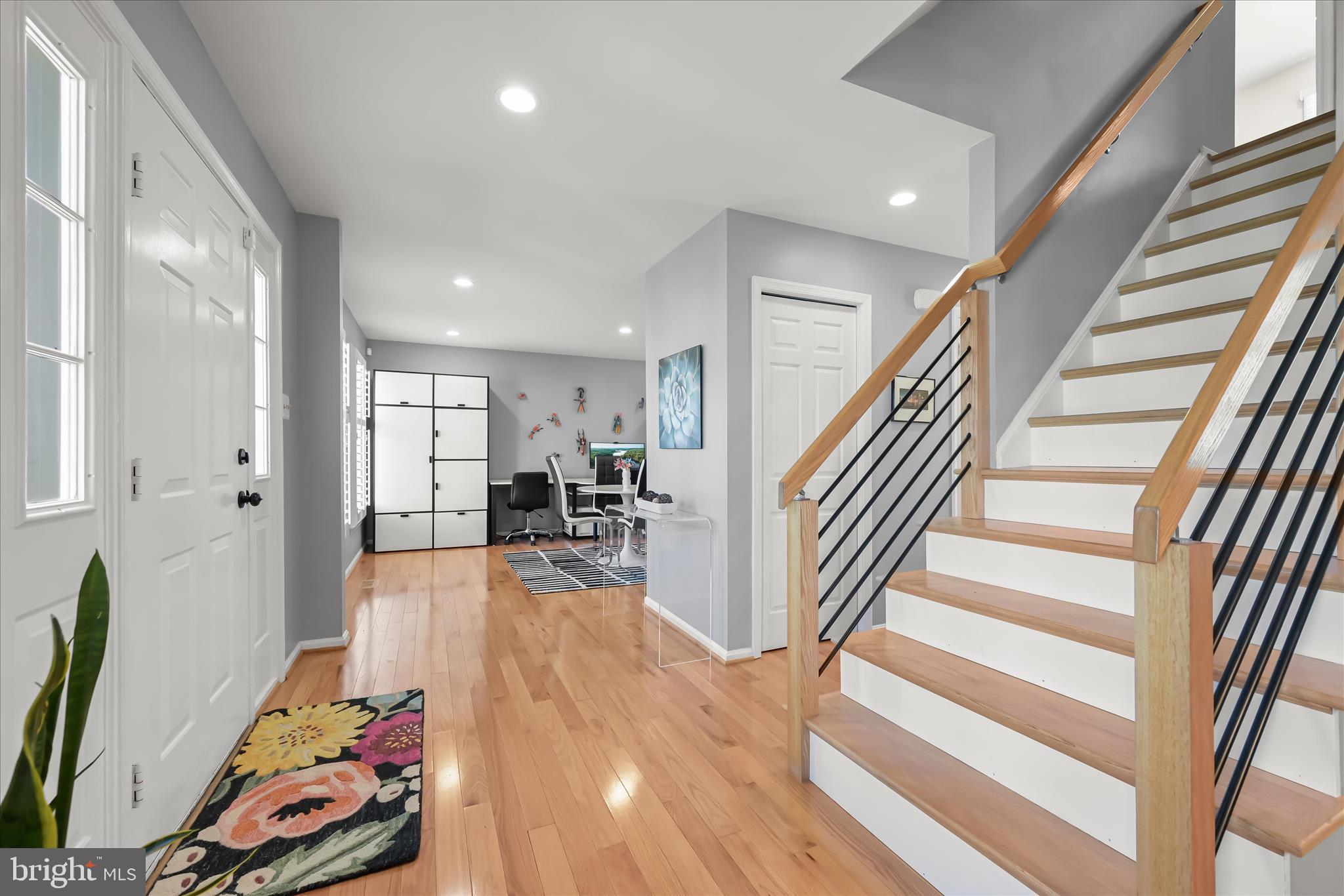 10153 TANFIELD COURT