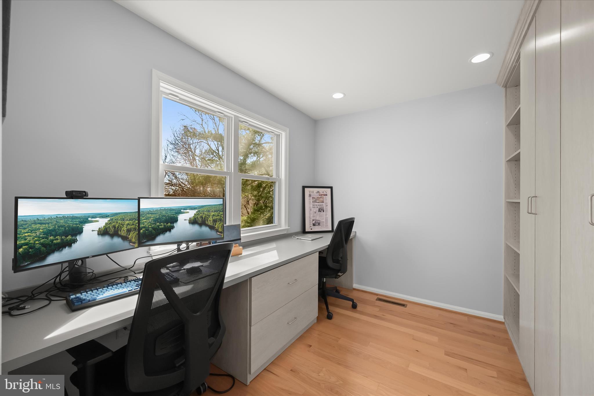 BURLEIGH MANOR - Residential