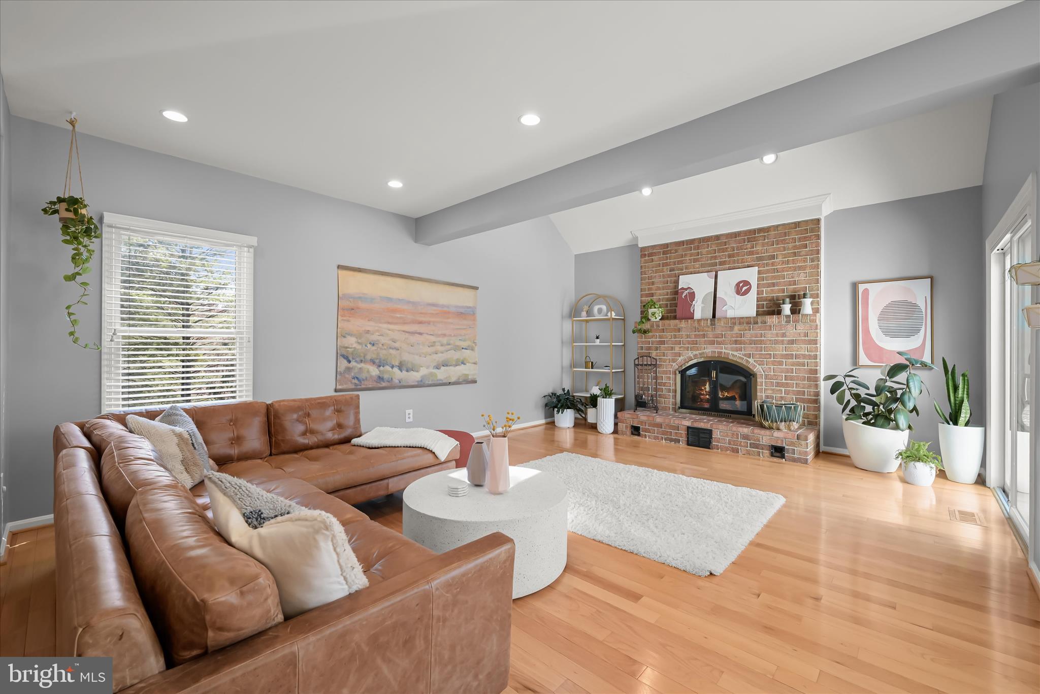 BURLEIGH MANOR - Residential