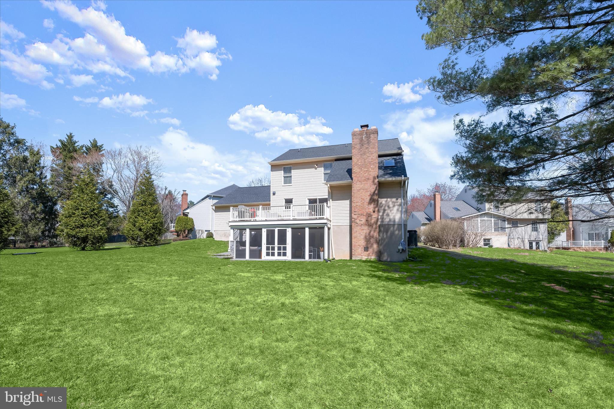 BURLEIGH MANOR - Residential