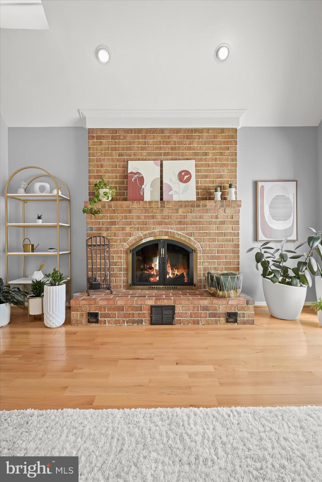 BURLEIGH MANOR - Residential