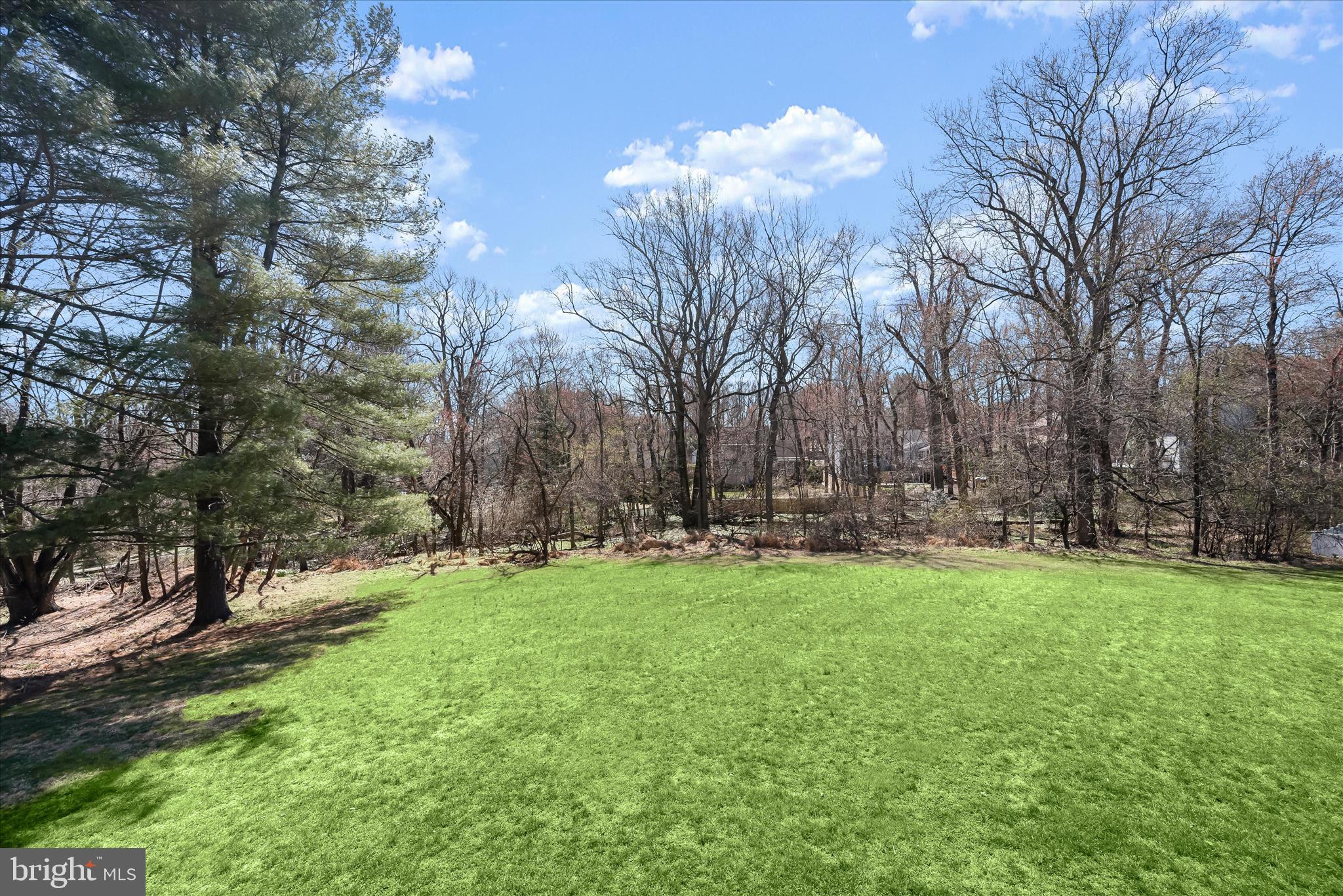 BURLEIGH MANOR - Residential