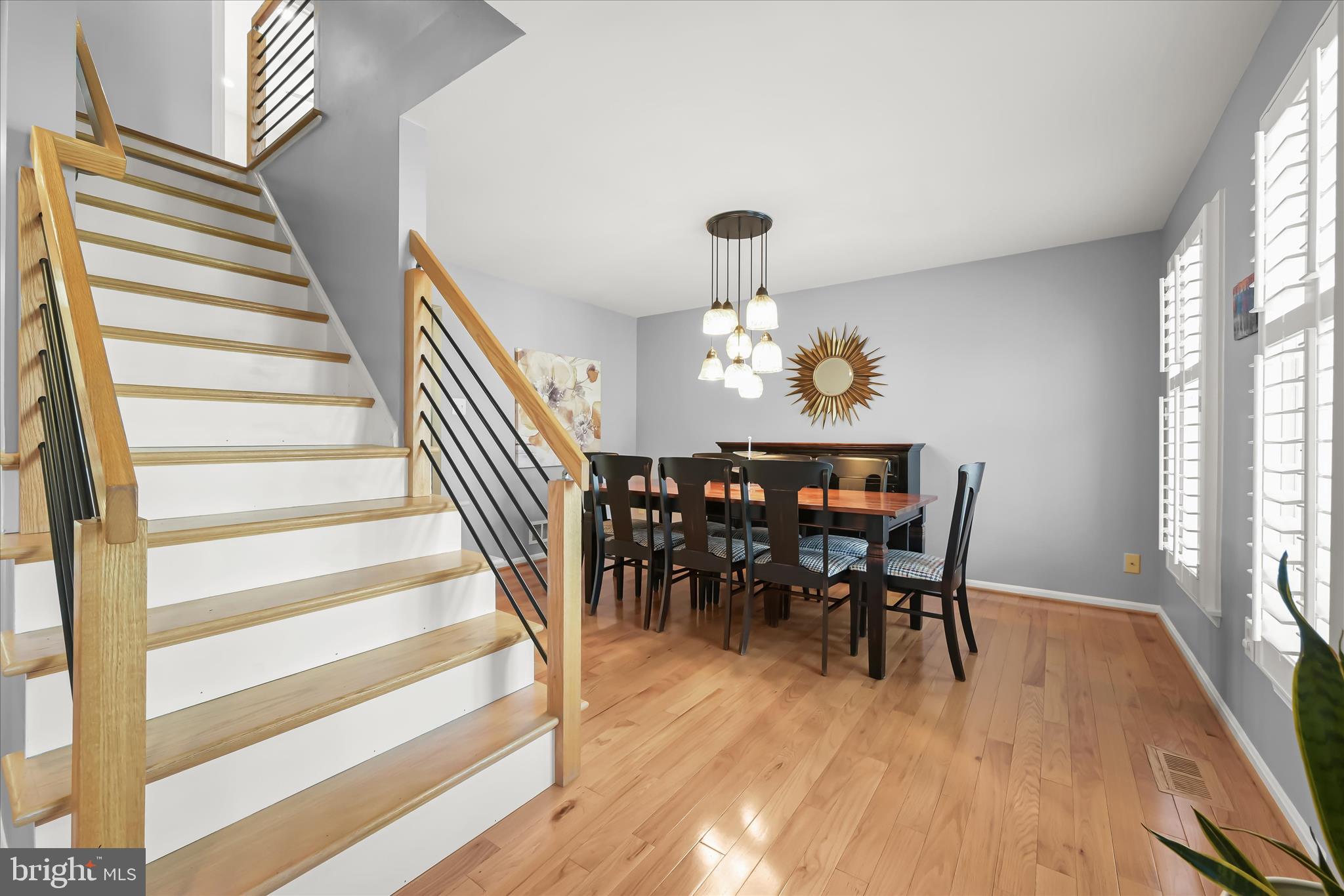 BURLEIGH MANOR - Residential