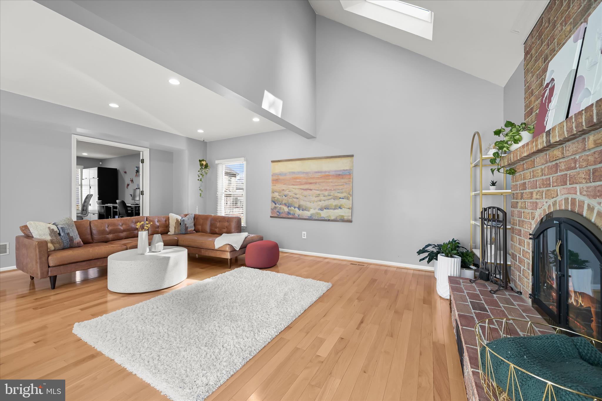 BURLEIGH MANOR - Residential