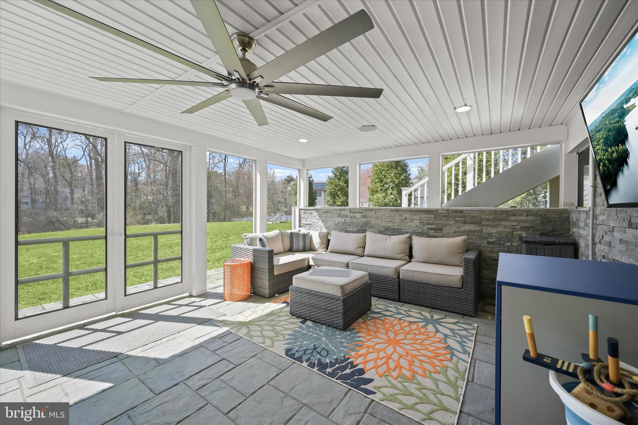 BURLEIGH MANOR - Residential