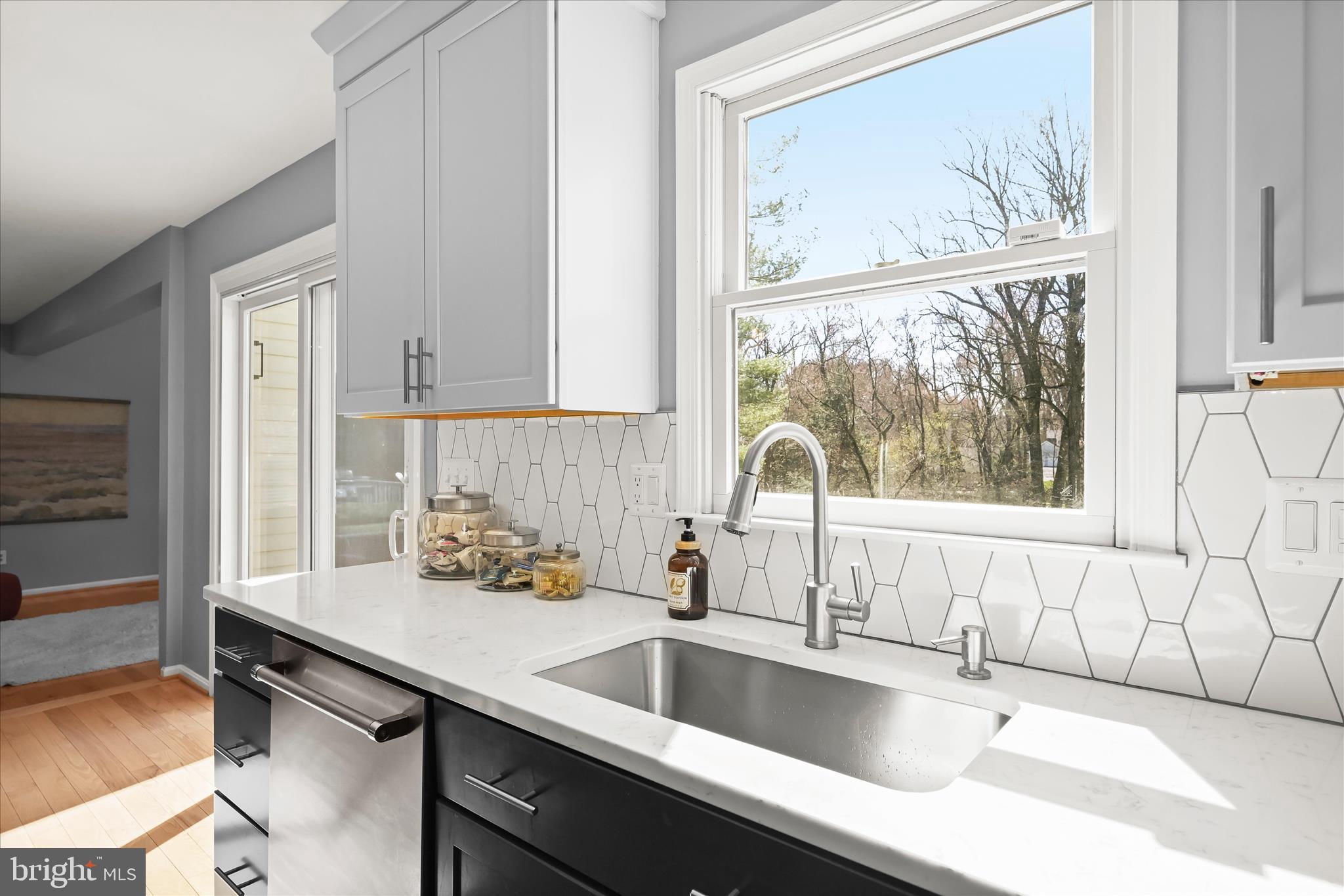 BURLEIGH MANOR - Residential