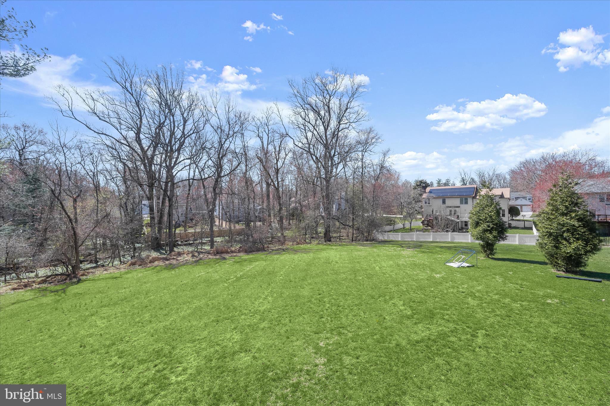 BURLEIGH MANOR - Residential