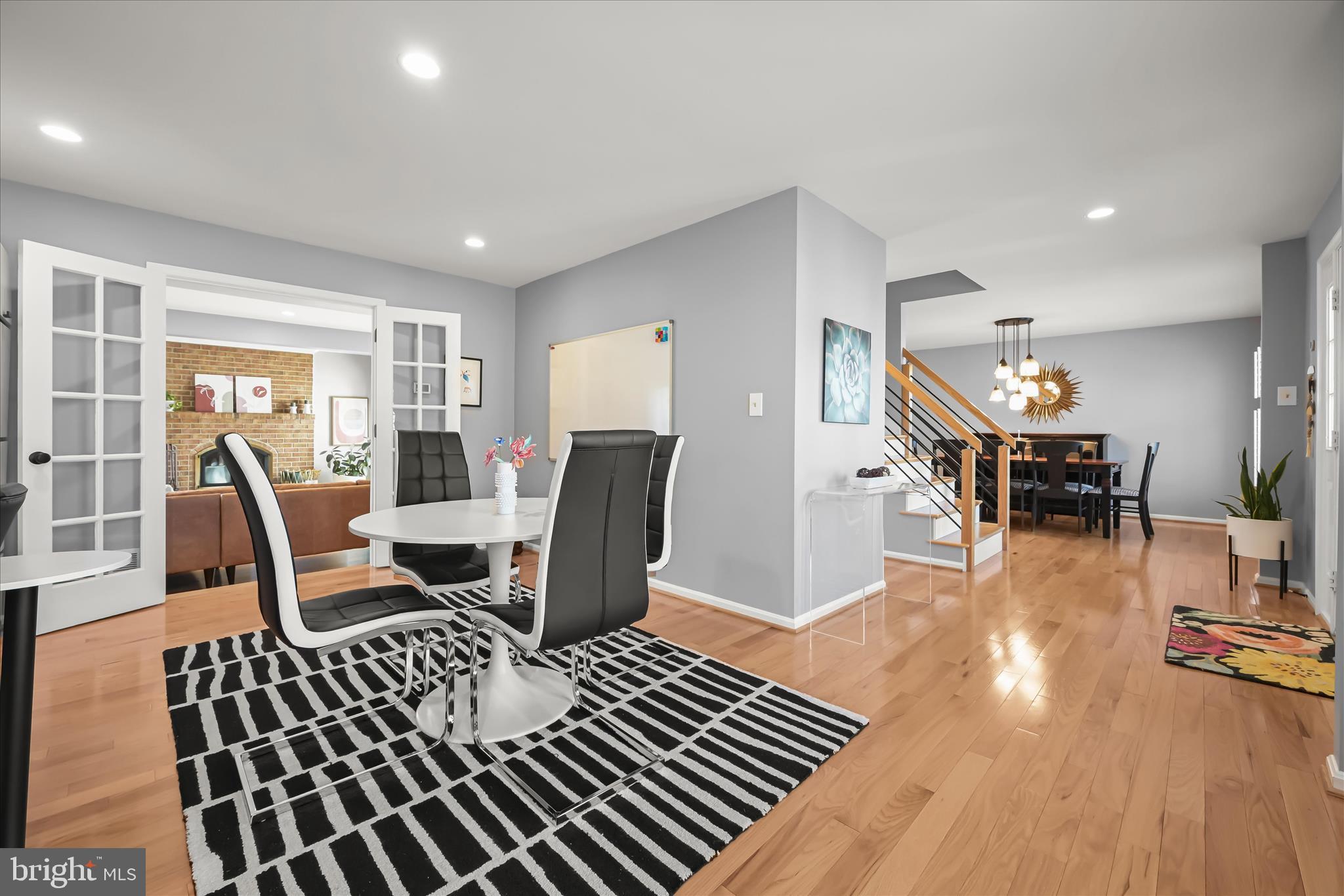 10153 TANFIELD COURT