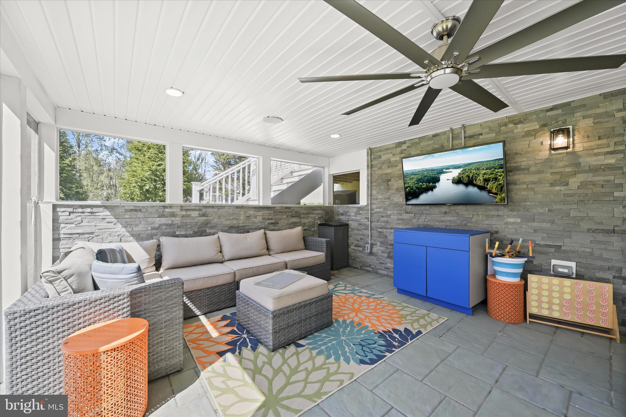 BURLEIGH MANOR - Residential