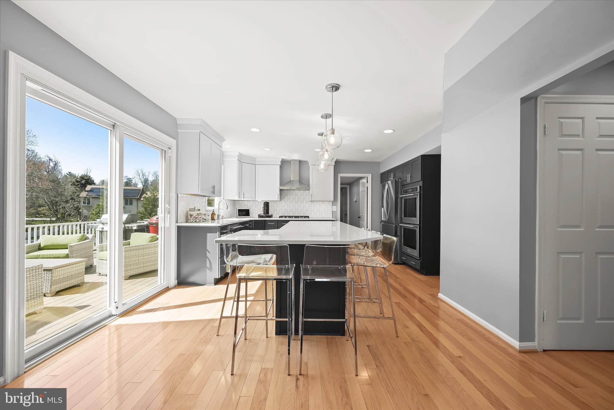 BURLEIGH MANOR - Residential