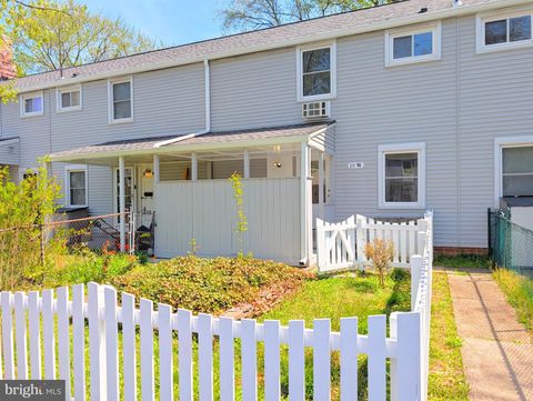 Photo of 10 - W Southway Road, GREENBELT, MD 20770 (MLS # MDPG2199138)