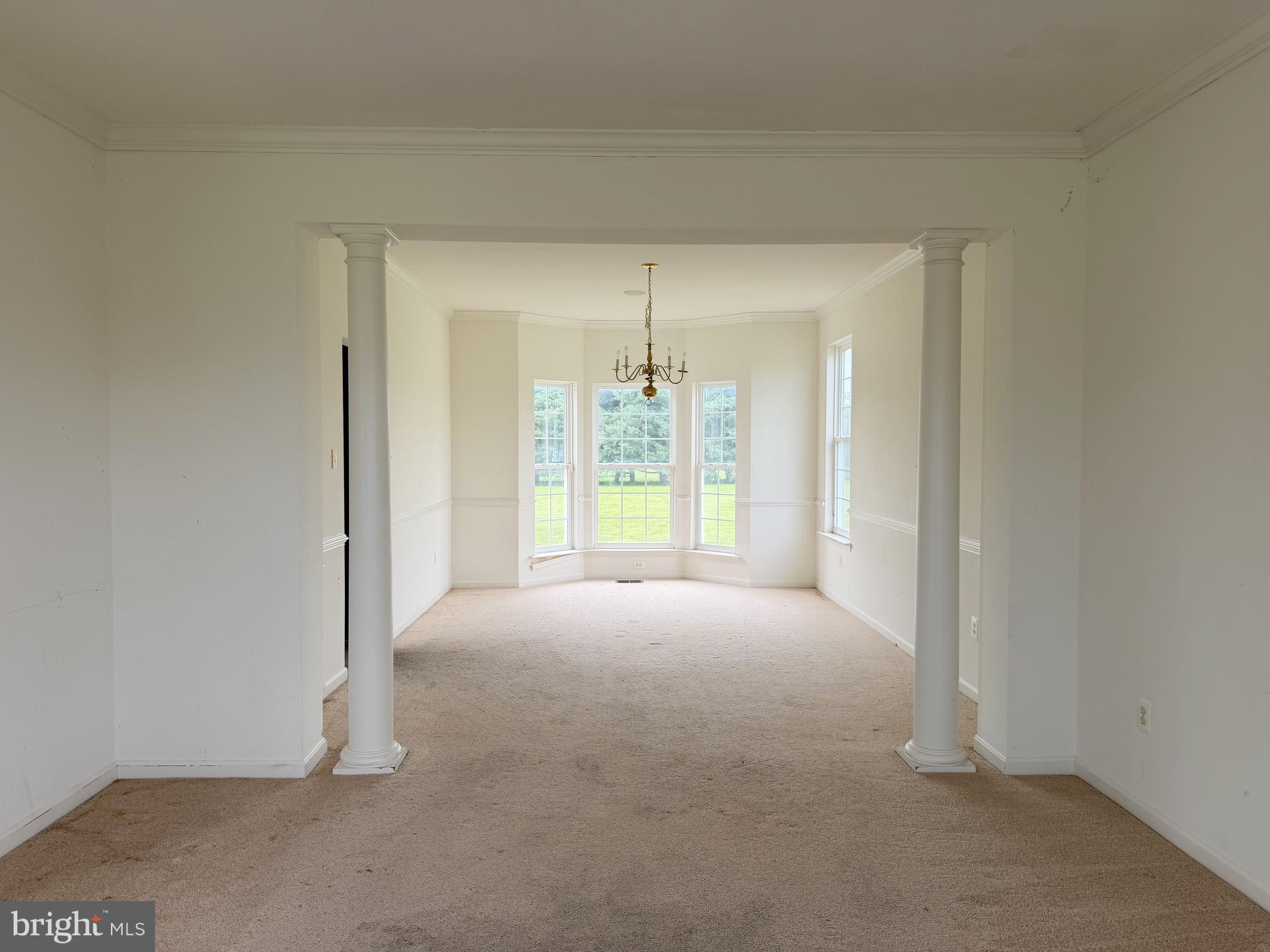 123 BRYN LANE