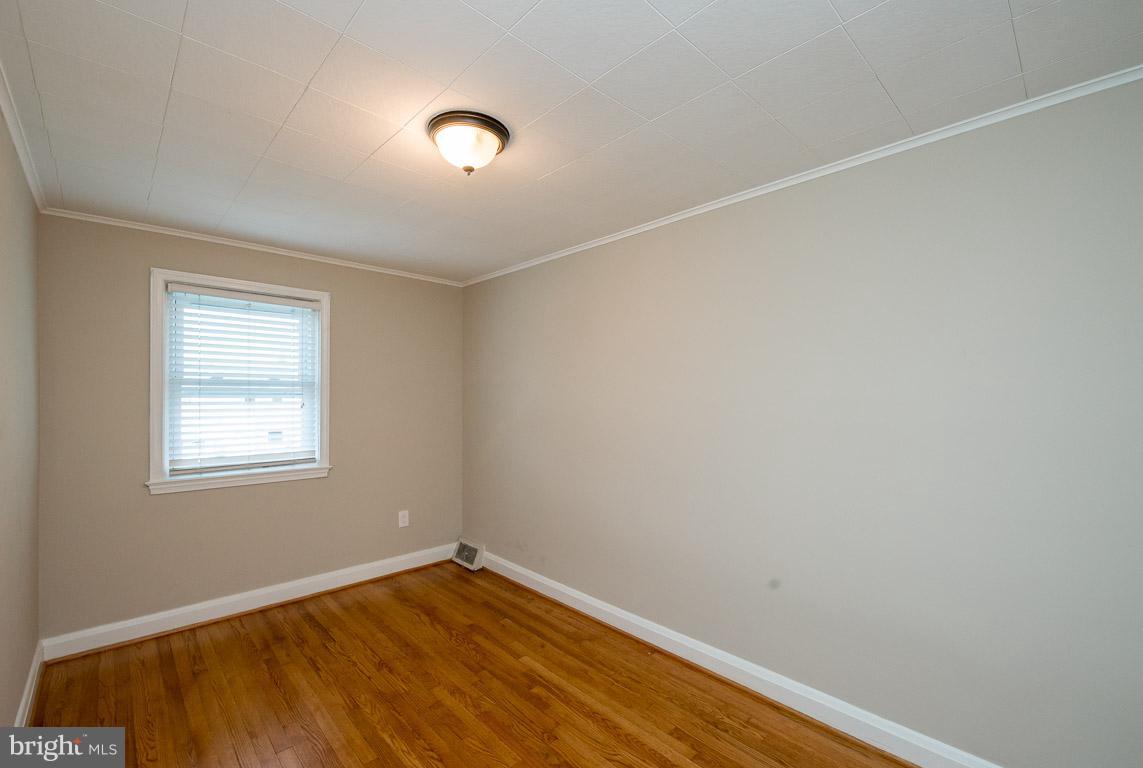 HAWTHORNE - Residential Lease