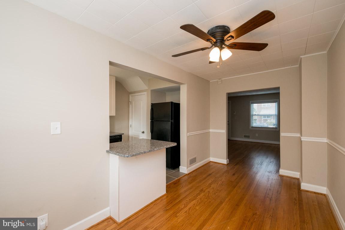 HAWTHORNE - Residential Lease