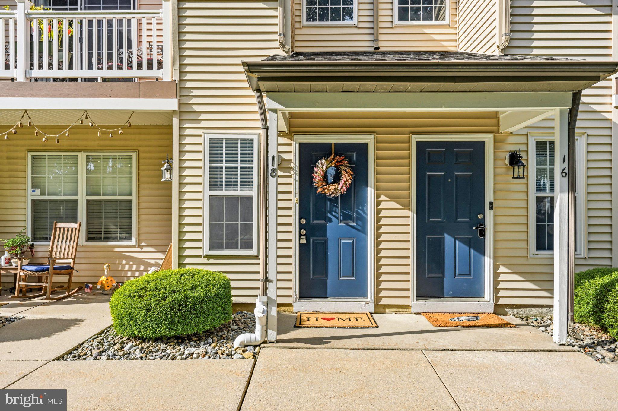 18 CRESTMONT DRIVE