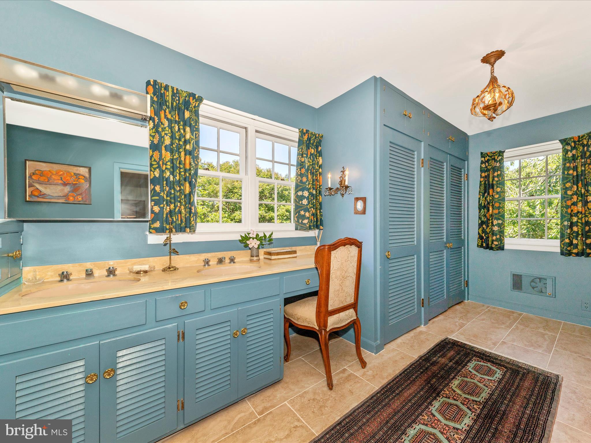 DOWNTOWN FREDERICK - Residential