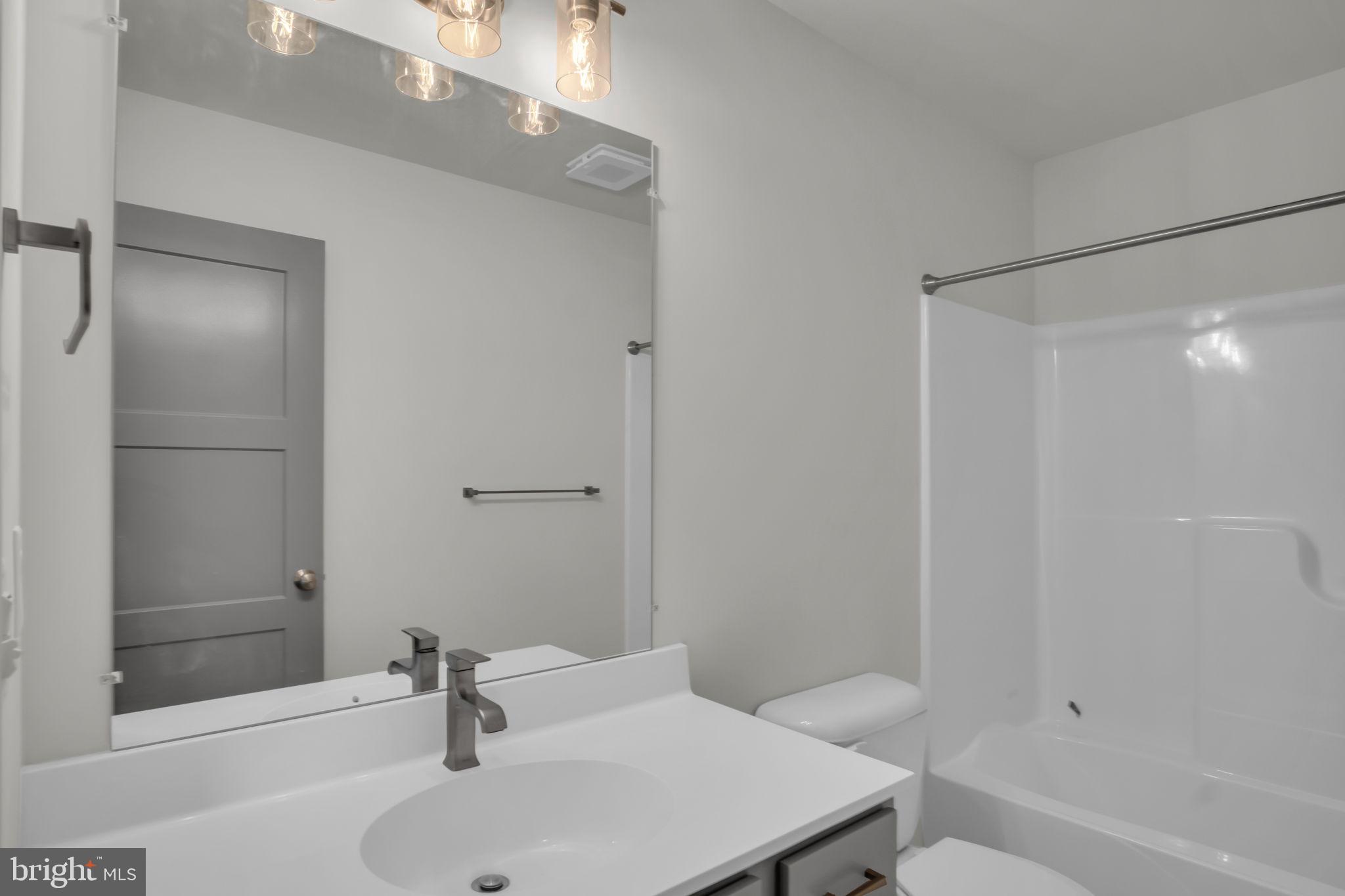 CREEK TERRACE - Residential