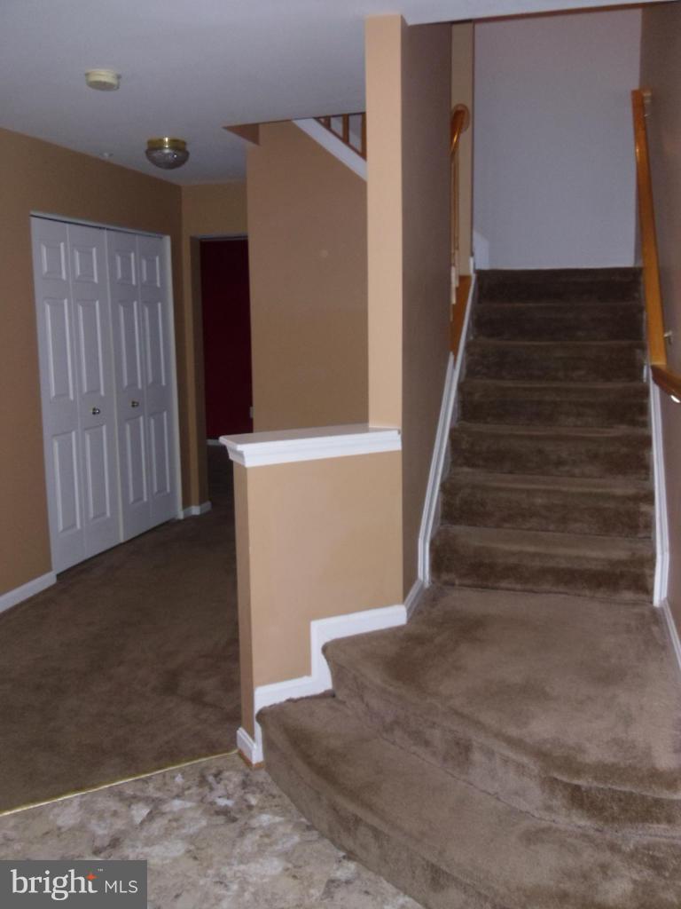 CARRIAGE PINES/LAKE VILL - Residential Lease