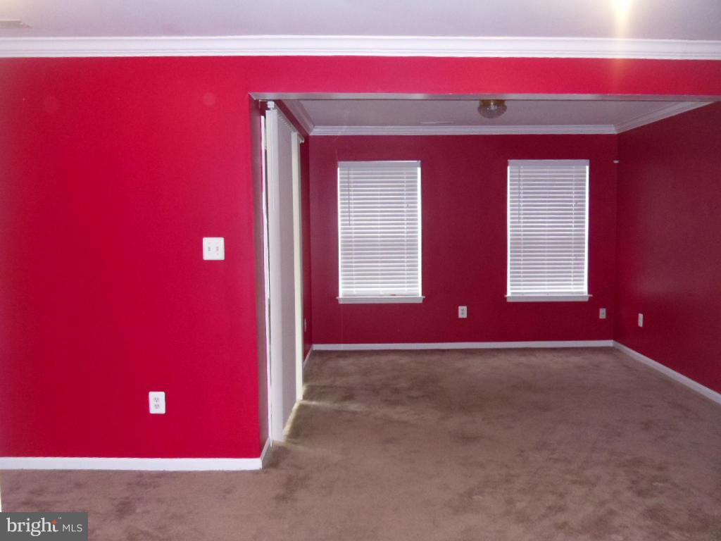 CARRIAGE PINES/LAKE VILL - Residential Lease