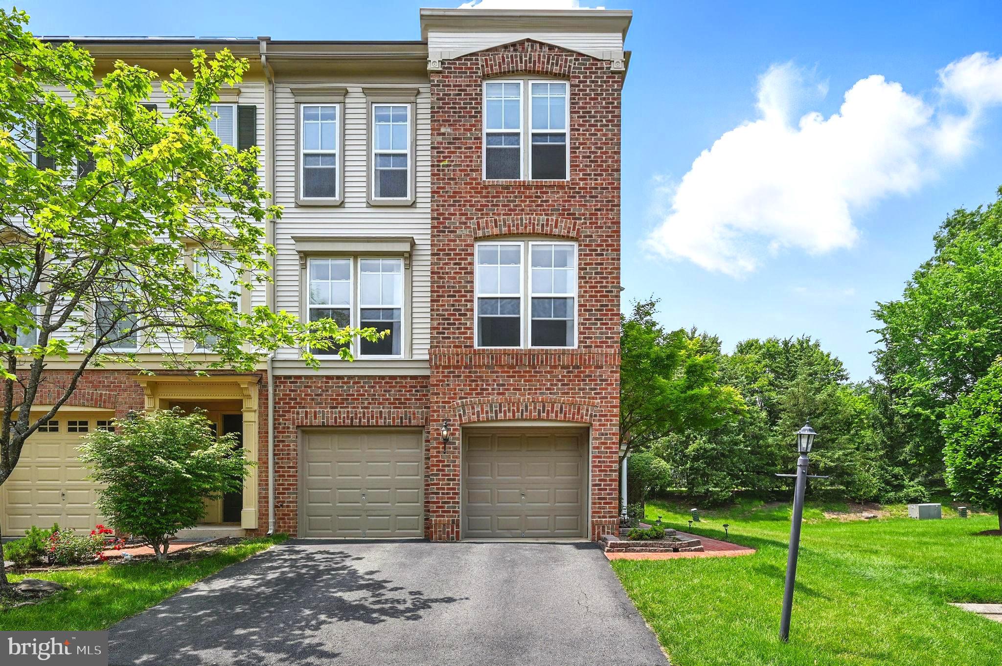 21417 FALLING ROCK TERRACE