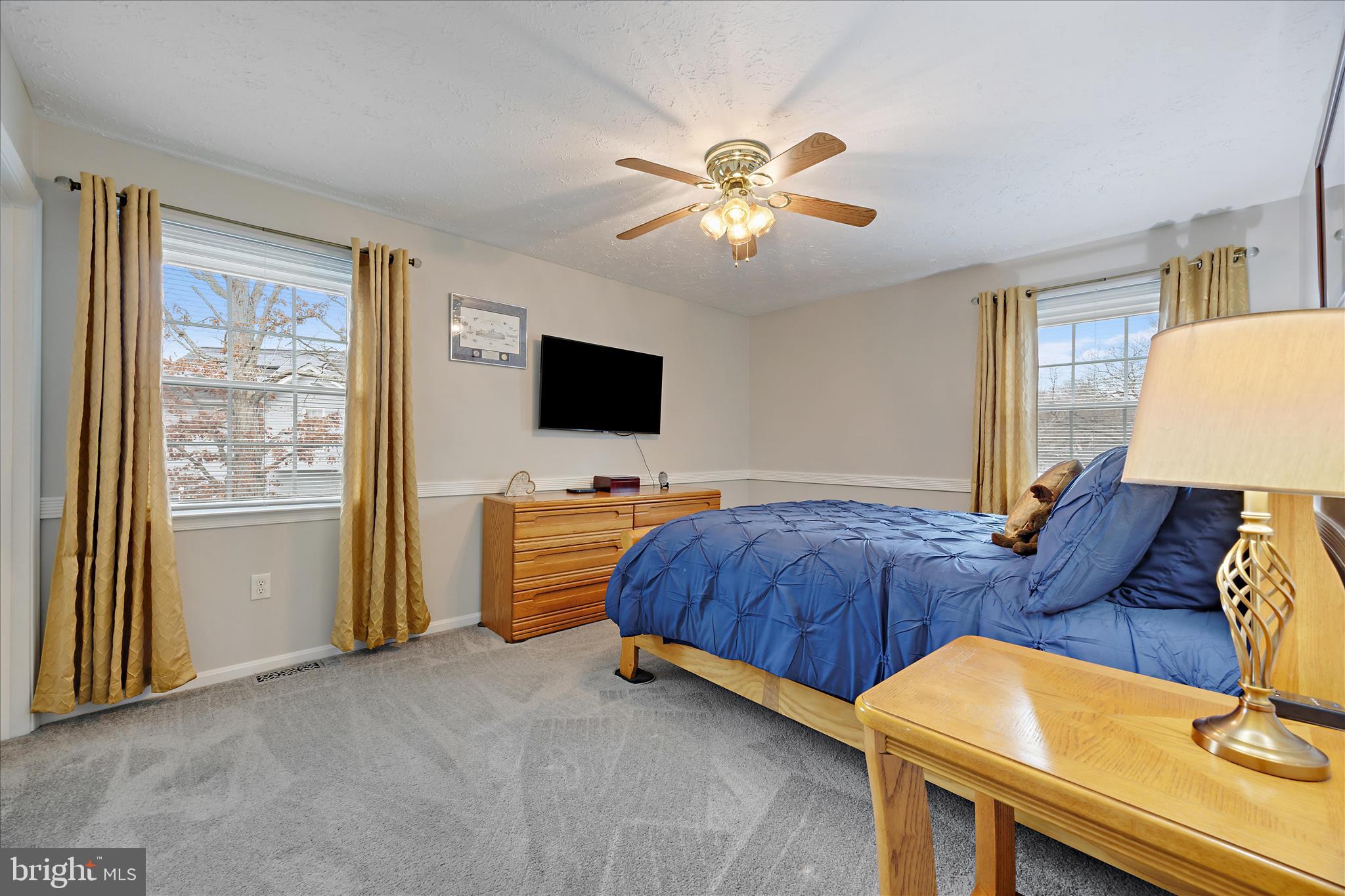 WESTLAKE VILLAGE - Residential