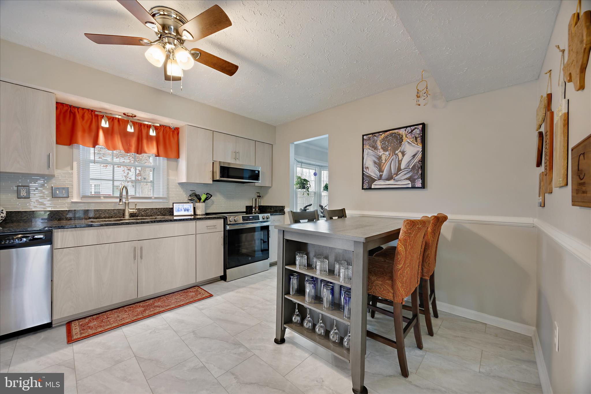 WESTLAKE VILLAGE - Residential