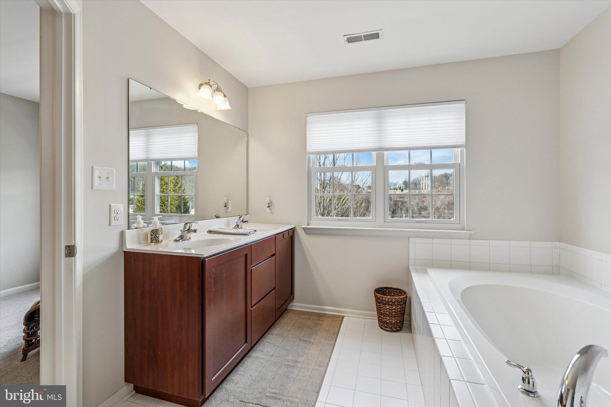 SOUTHVIEW - Residential