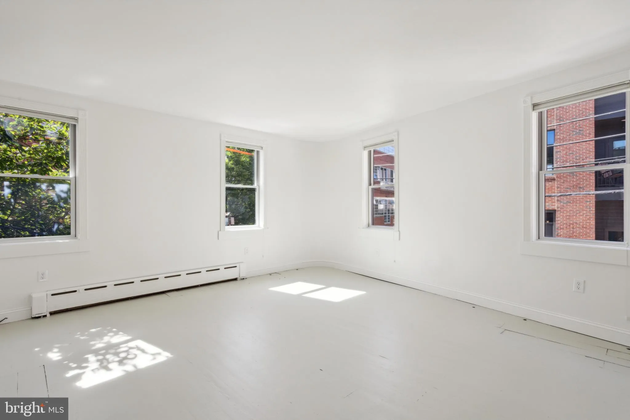 Philadelphia, Pennsylvania 19123, United States, 2 Bedrooms Bedrooms, ,2 BathroomsBathrooms,Residential,Pending,112146