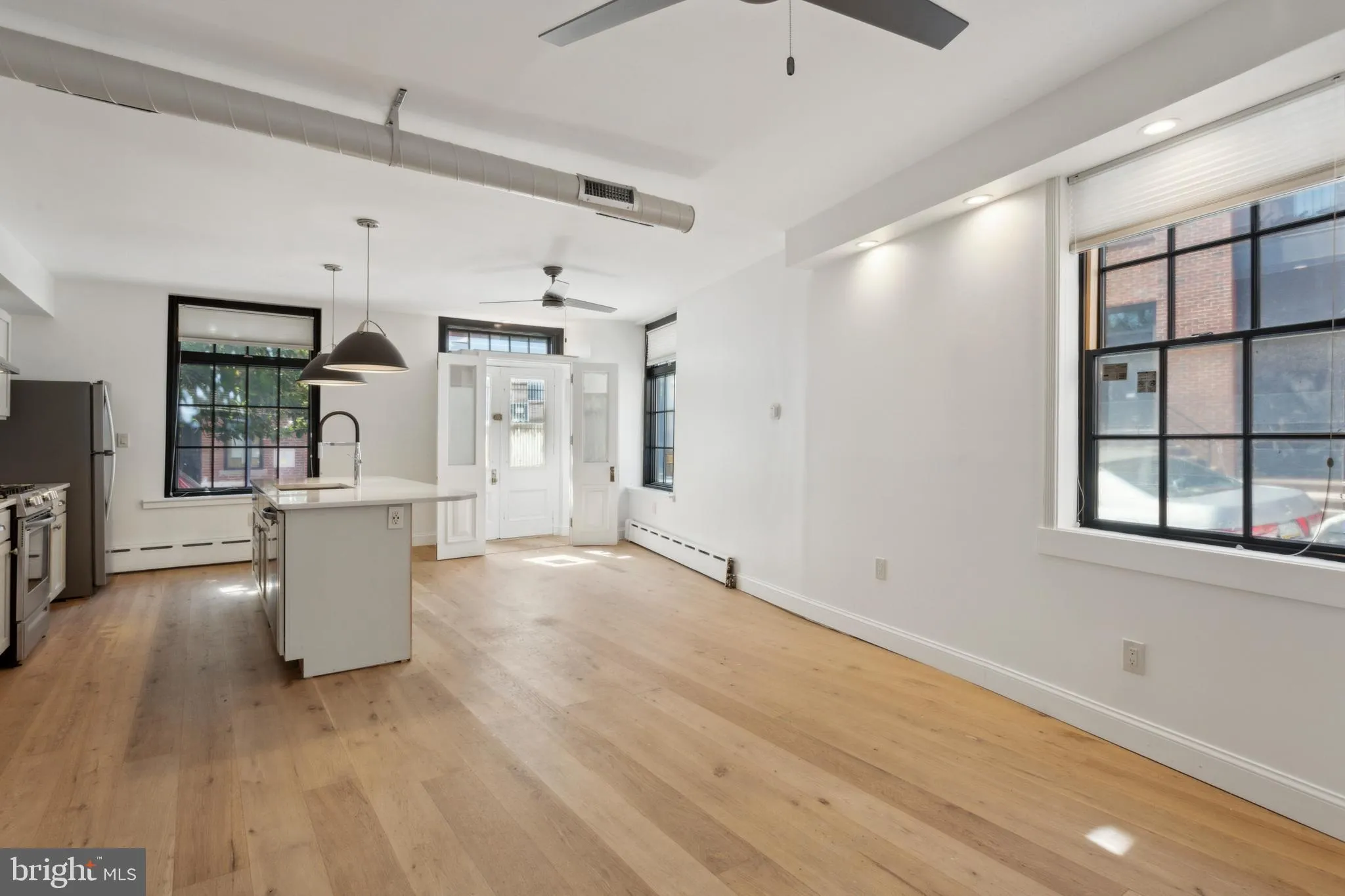 Philadelphia, Pennsylvania 19123, United States, 2 Bedrooms Bedrooms, ,2 BathroomsBathrooms,Residential,Pending,112146