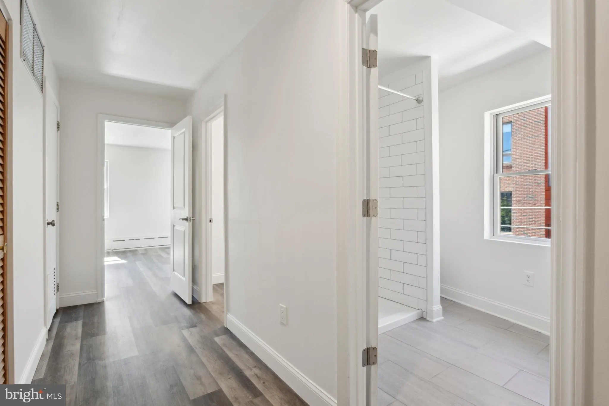 Philadelphia, Pennsylvania 19123, United States, 2 Bedrooms Bedrooms, ,2 BathroomsBathrooms,Residential,Pending,112146