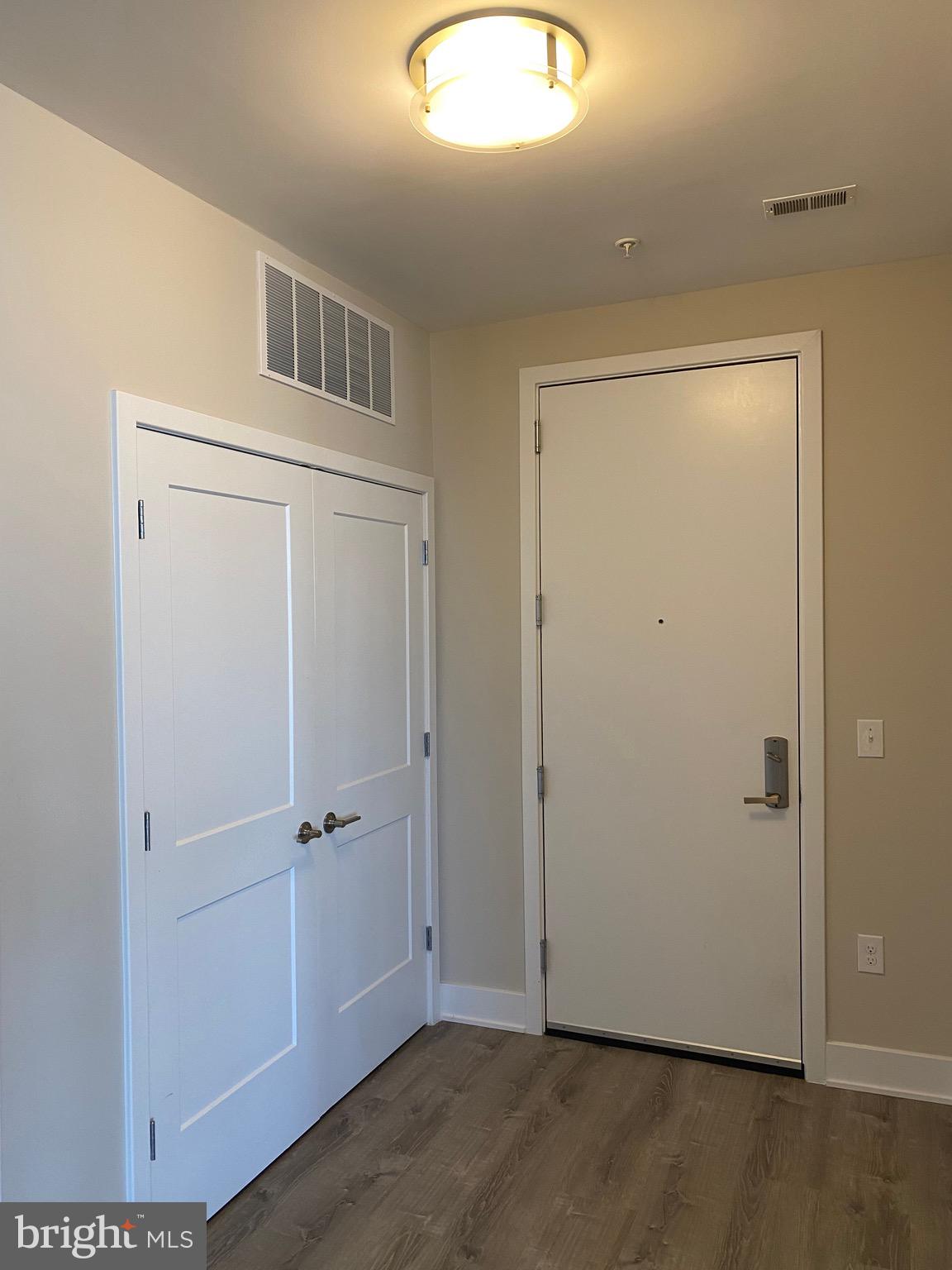 OXON HILL - Residential Lease