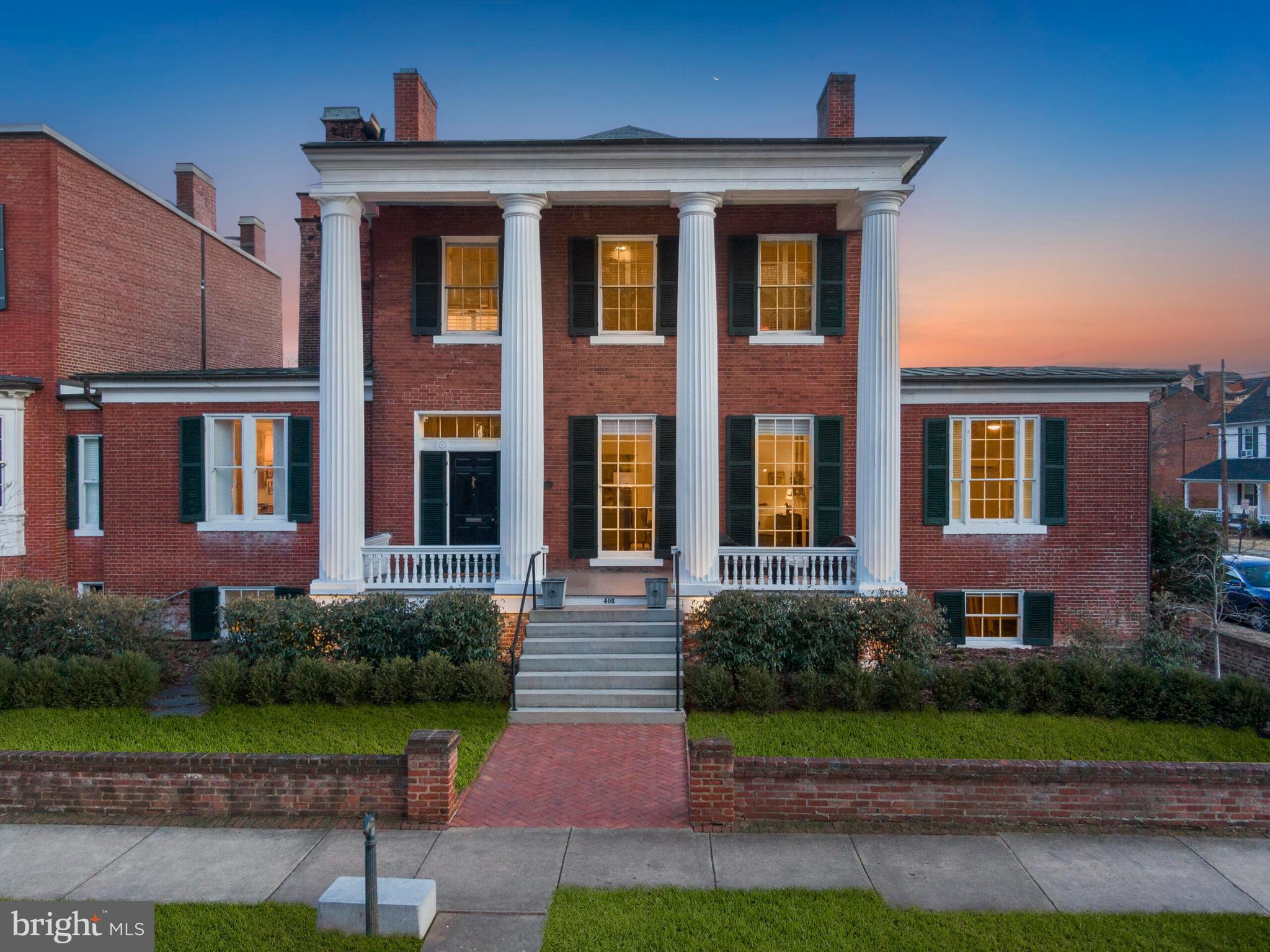 HISTORIC DISTRICT - Residential