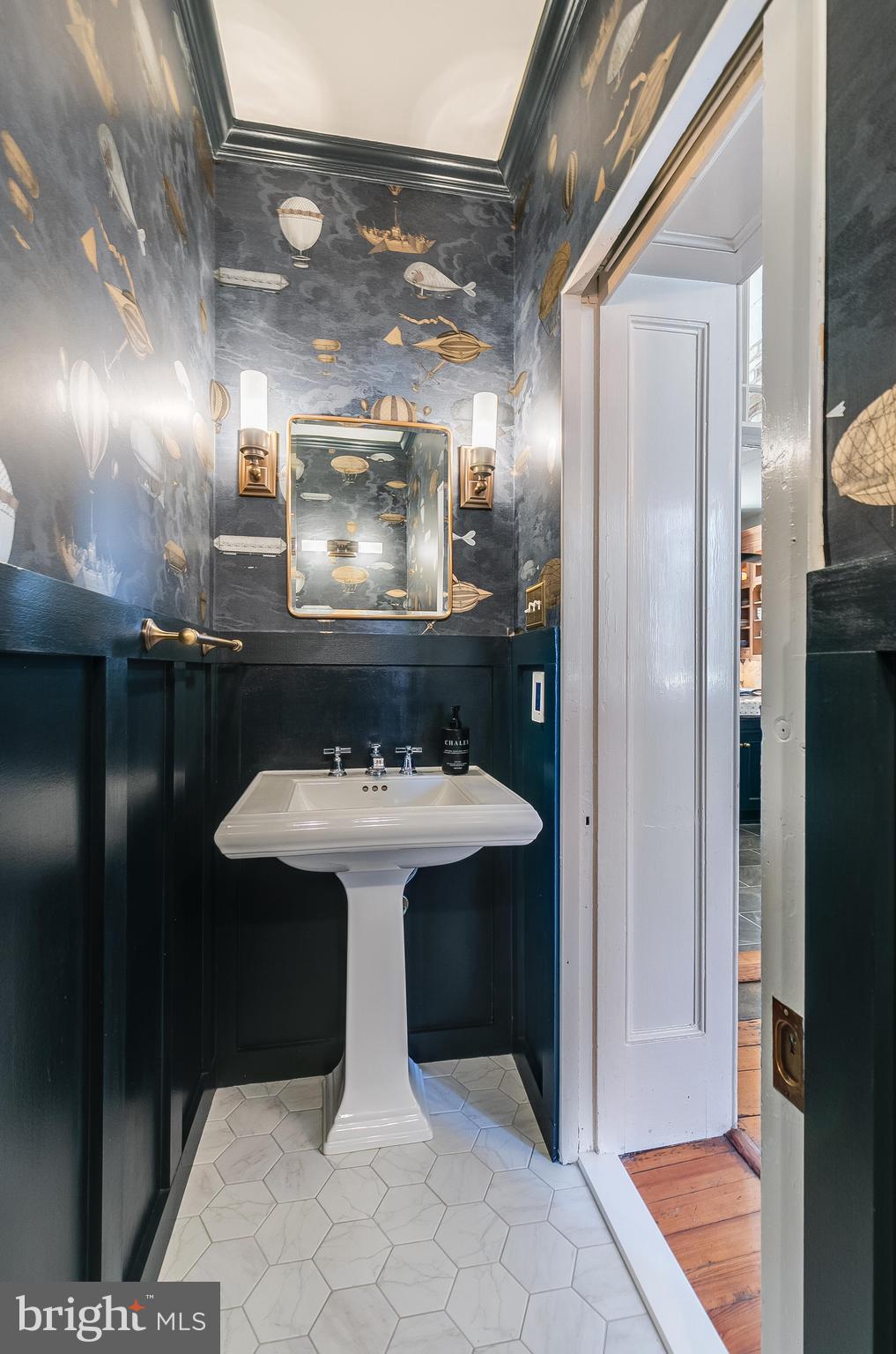 HISTORIC DISTRICT - Residential