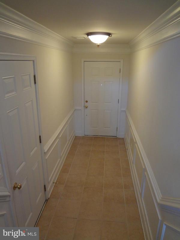LAUREL RIDGE CROSSING - Residential