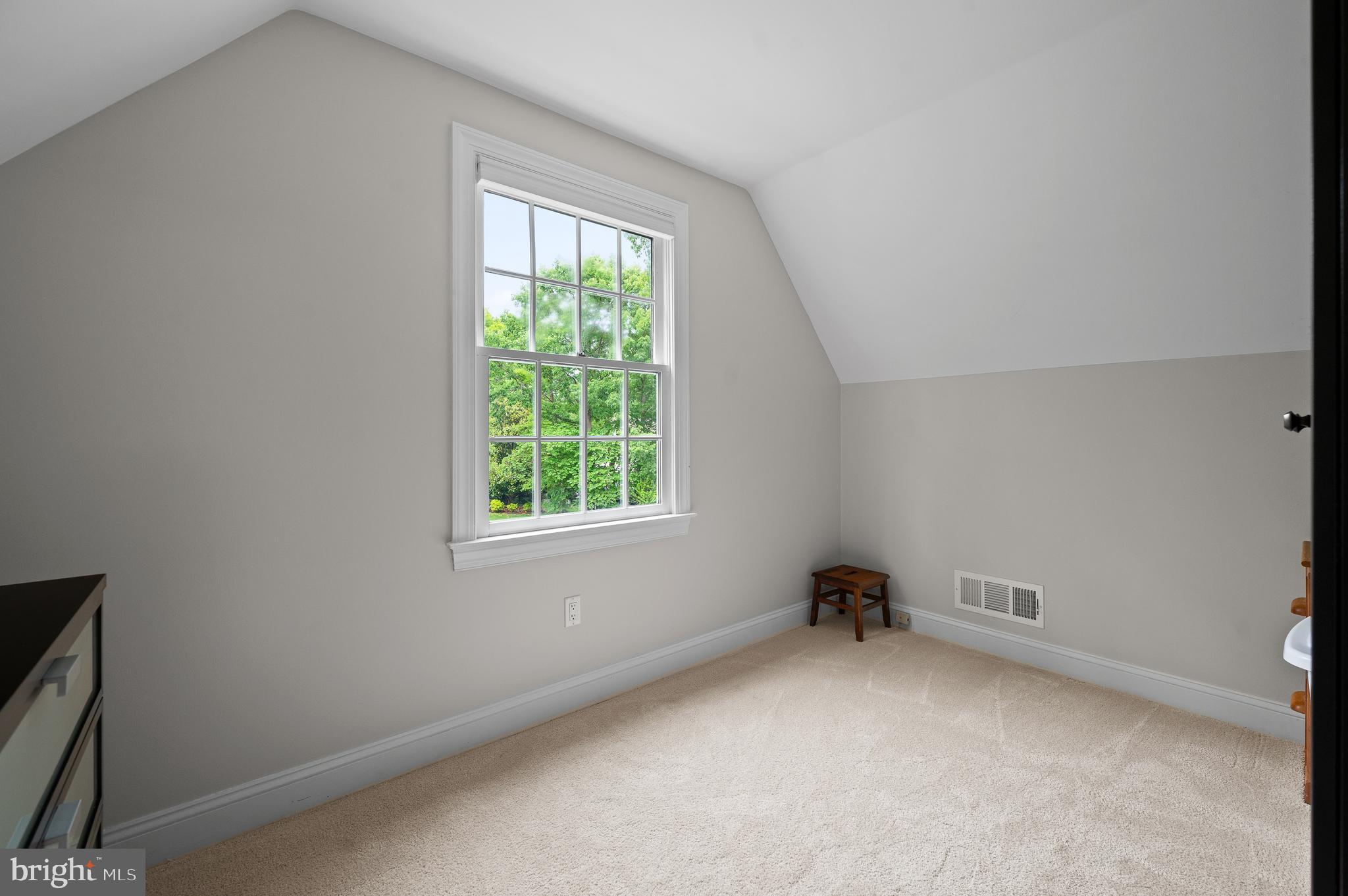 TREYBURN - Residential