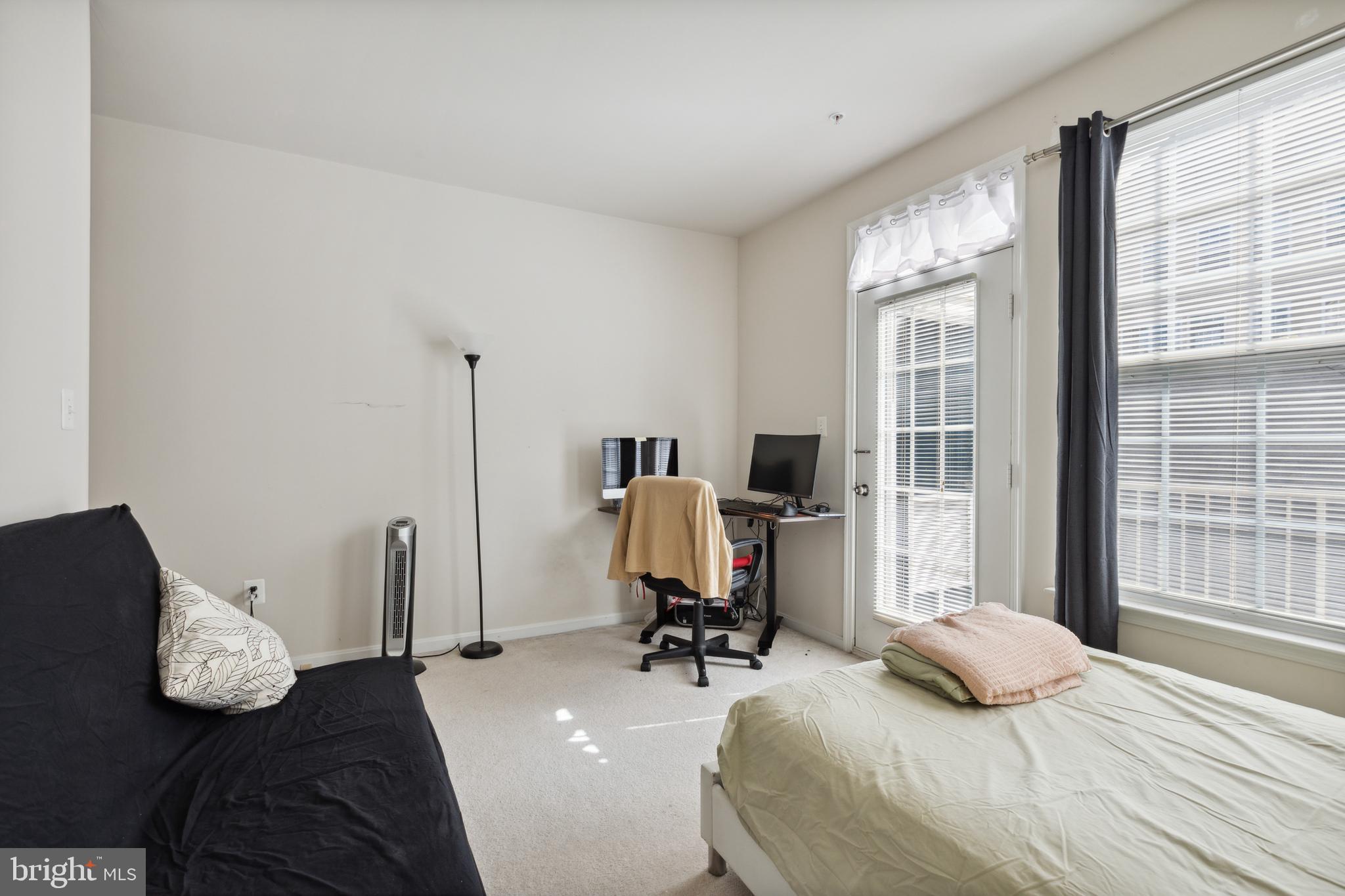 WESTBRIAR PLAZA - Residential Lease