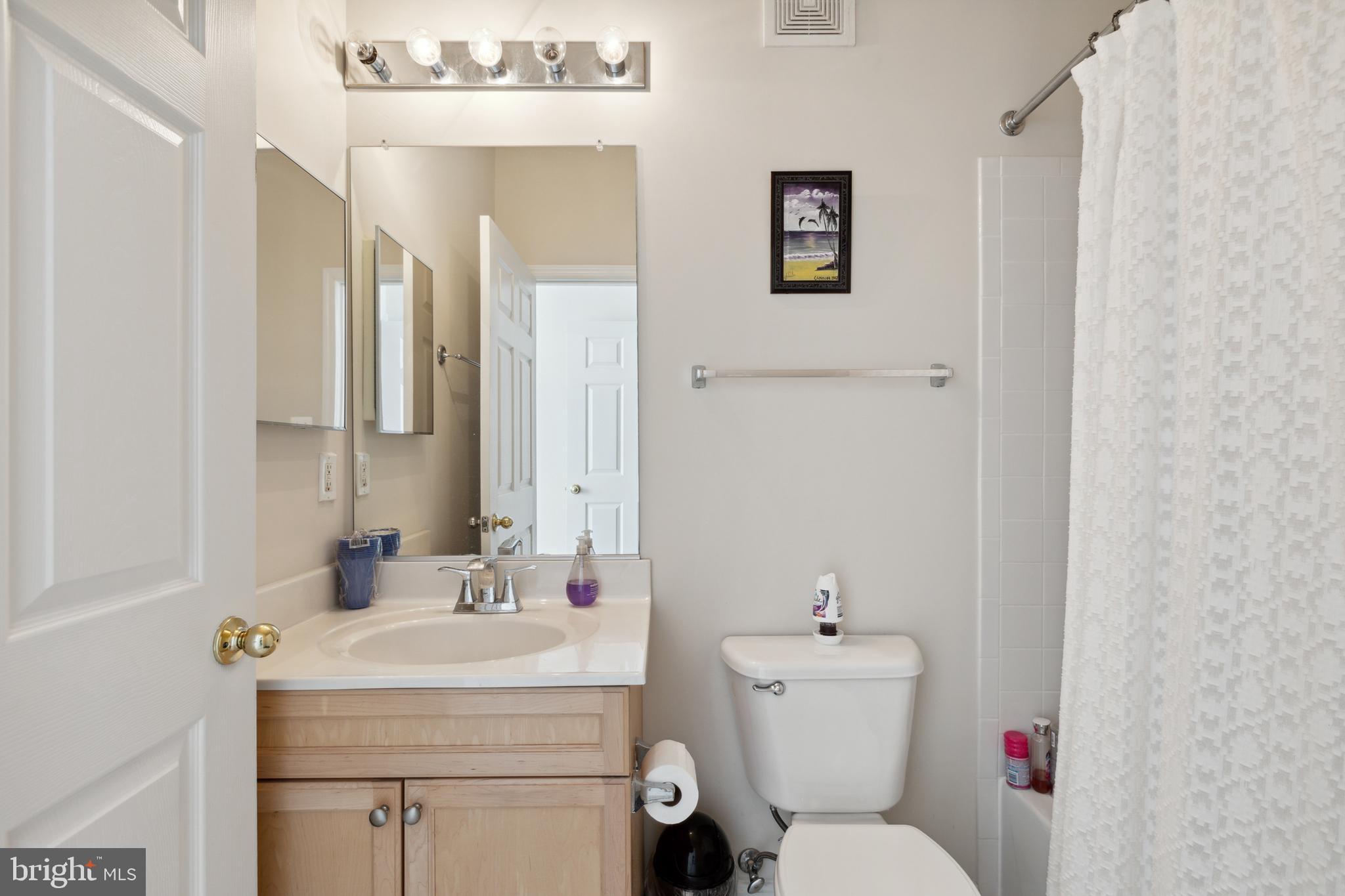 WESTBRIAR PLAZA - Residential Lease