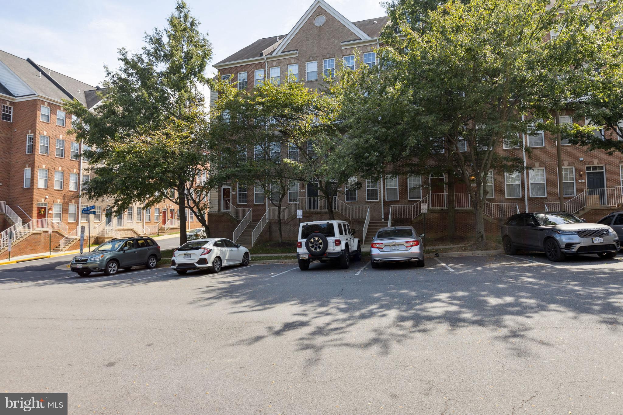 WESTBRIAR PLAZA - Residential Lease